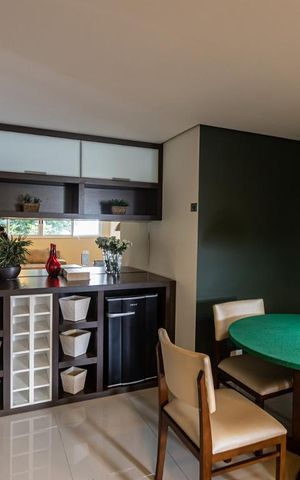 Apartamento à venda com 60m², 2 quartos e 1 vaga Apartamento à venda com 60m², 2 quartos e 1 vagaAdega