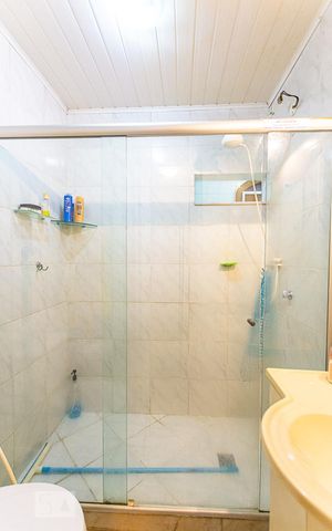 Apartamento à venda com 115m², 3 quartos e 1 vaga Apartamento à venda com 115m², 3 quartos e 1 vagaBanheiro da Suíte