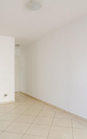 Apartamento à venda com 44m², 1 quarto e 1 vaga Apartamento à venda com 44m², 1 quarto e 1 vagaSala