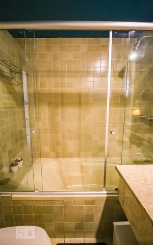 Apartamento à venda com 45m², 1 quarto e 1 vaga Apartamento à venda com 45m², 1 quarto e 1 vagaBanheiro da Suíte