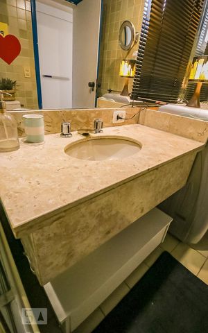 Apartamento à venda com 45m², 1 quarto e 1 vaga Apartamento à venda com 45m², 1 quarto e 1 vagaBanheiro da Suíte