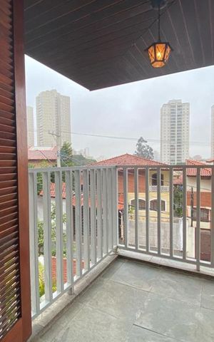 Casa para alugar com 143m², 4 quartos e 3 vagas Casa para alugar com 143m², 4 quartos e 3 vagasSuíte 1