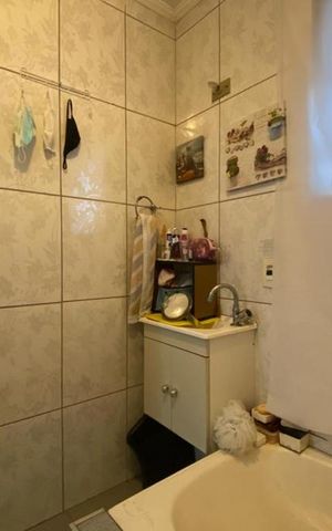 Casa para alugar com 143m², 4 quartos e 3 vagas Casa para alugar com 143m², 4 quartos e 3 vagasBanheiro da Suíte 1