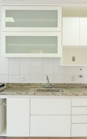 Apartamento para alugar com 110m², 3 quartos e 2 vagas Apartamento para alugar com 110m², 3 quartos e 2 vagasCozinha
