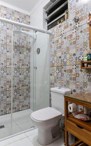 Casa à venda com 95m², 2 quartos e 2 vagas2o. Andar - Banheiro