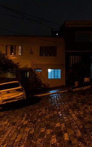 Casa à venda com 95m², 2 quartos e 2 vagasFachada