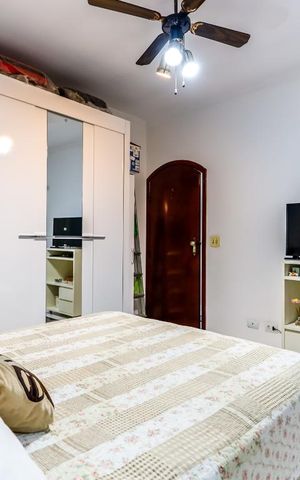 Casa à venda com 106m², 4 quartos e 2 vagas Casa à venda com 106m², 4 quartos e 2 vagasSuíte