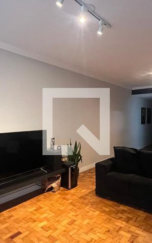 Apartamento à venda com 95m², 2 quartos e sem vaga Apartamento à venda com 95m², 2 quartos e sem vagaSala de TV