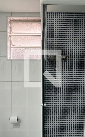 Apartamento à venda com 95m², 2 quartos e sem vaga Apartamento à venda com 95m², 2 quartos e sem vagaBanheiro