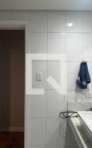 Apartamento à venda com 95m², 2 quartos e sem vaga Apartamento à venda com 95m², 2 quartos e sem vagaBanheiro