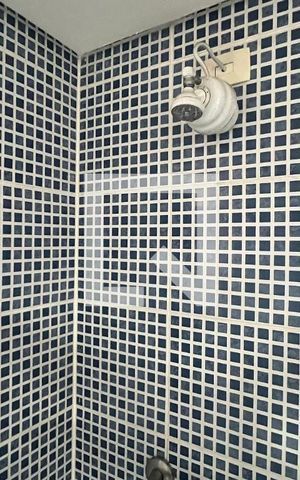 Apartamento à venda com 95m², 2 quartos e sem vaga Apartamento à venda com 95m², 2 quartos e sem vagaBanheiro