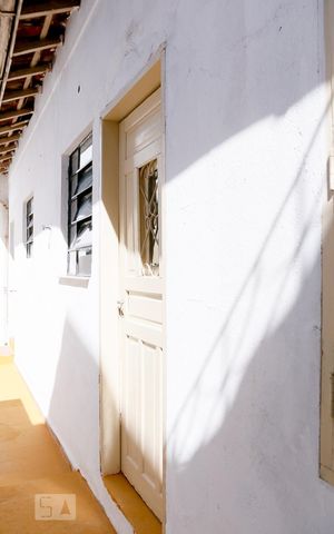 Casa para alugar com 119m², 2 quartos e 1 vaga Casa para alugar com 119m², 2 quartos e 1 vagaFachada da Casa