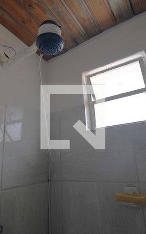 Casa para alugar com 29m², 1 quarto e sem vagaChuveiro