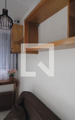 Casa para alugar com 29m², 1 quarto e sem vagaSala/Quarto