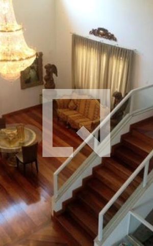 Casa à venda com 1000m², 4 quartos e 13 vagas