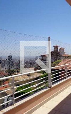 Casa à venda com 1000m², 4 quartos e 13 vagas