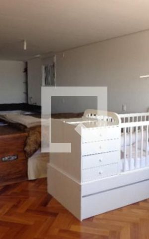 Casa à venda com 1000m², 4 quartos e 13 vagas