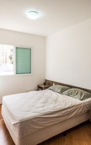 Apartamento à venda com 80m², 3 quartos e 2 vagas Apartamento à venda com 80m², 3 quartos e 2 vagasSuíte