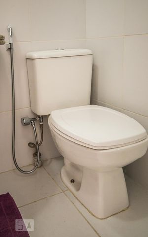 Apartamento à venda com 80m², 3 quartos e 2 vagas Apartamento à venda com 80m², 3 quartos e 2 vagasBanheiro