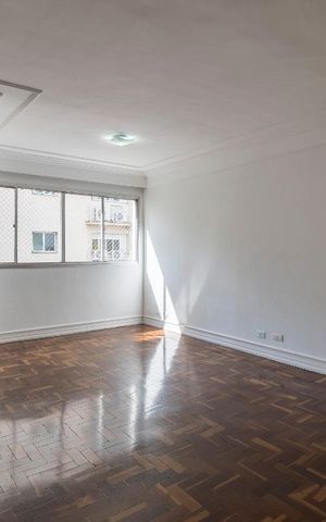 Apartamento à venda com 83m², 2 quartos e 1 vaga Apartamento à venda com 83m², 2 quartos e 1 vagaSala
