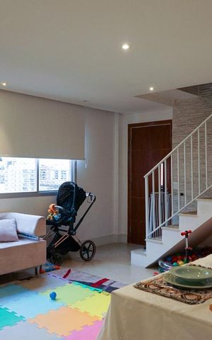 Apartamento à venda com 240m², 4 quartos e 2 vagas Apartamento à venda com 240m², 4 quartos e 2 vagasSala 1