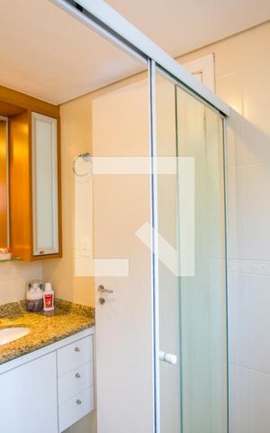 Apartamento para alugar com 110m², 3 quartos e 2 vagas Apartamento para alugar com 110m², 3 quartos e 2 vagasBanheiro do quarto 1