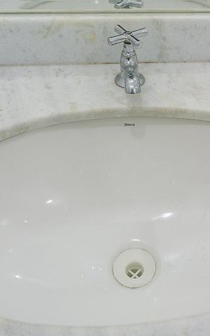 Apartamento à venda com 69m², 3 quartos e 2 vagasBanheiro