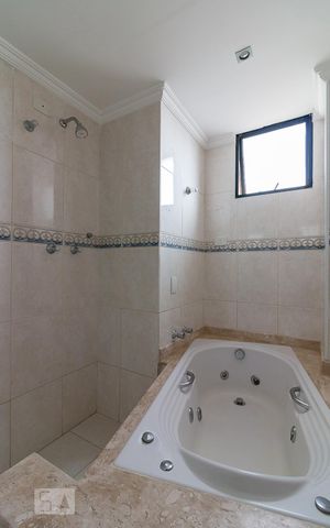 Apartamento à venda com 150m², 3 quartos e 2 vagasBanheiro quarto 3 suíte