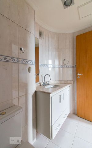 Apartamento à venda com 150m², 3 quartos e 2 vagasBanheiro quarto 1 suíte