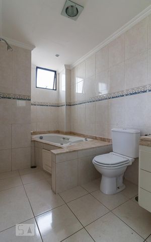 Apartamento à venda com 150m², 3 quartos e 2 vagasBanheiro quarto 3 suíte