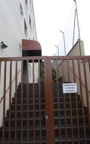 Apartamento à venda com 70m², 2 quartos e 1 vagaPortão de acesso