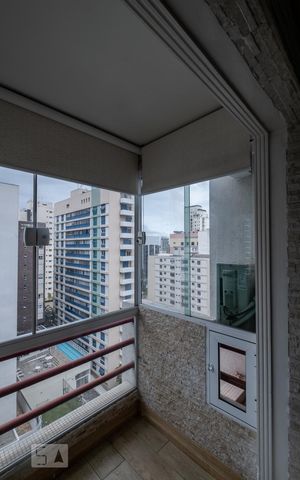 Apartamento à venda com 65m², 2 quartos e 1 vagaVaranda