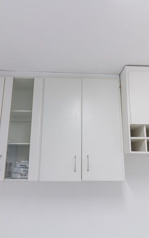 Casa para alugar com 30m², 1 quarto e sem vagaSala e quarto - armários