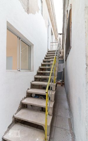 Casa para alugar com 30m², 1 quarto e sem vagaAcesso à casa 2