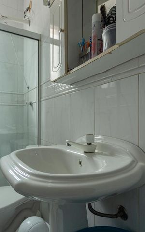 Casa à venda com 246m², 4 quartos e 2 vagas Casa à venda com 246m², 4 quartos e 2 vagasBanheiro 3