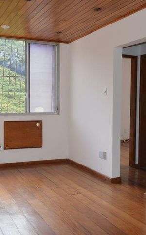Apartamento para alugar com 78m², 2 quartos e sem vagaSala