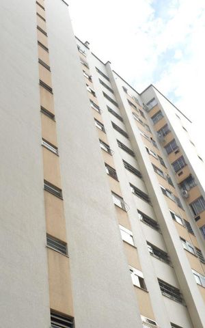 Apartamento para alugar com 78m², 2 quartos e sem vagaFachada