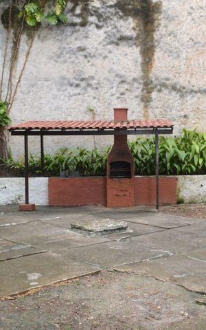 Apartamento para alugar com 78m², 2 quartos e sem vagaÁrea comum - Churrasqueira