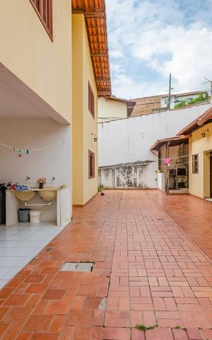 Casa para alugar com 300m², 4 quartos e 3 vagasÁrea Externa