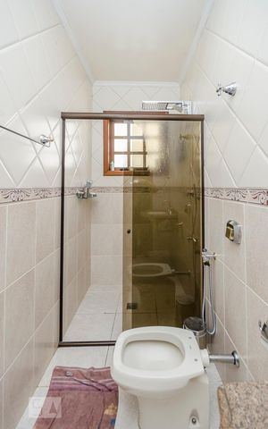Casa para alugar com 300m², 4 quartos e 3 vagasBanheiro Social