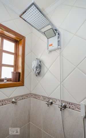 Casa para alugar com 300m², 4 quartos e 3 vagasBanheiro Social