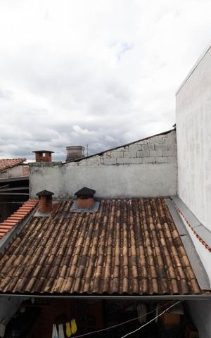 Casa à venda com 180m², 3 quartos e 2 vagas Casa à venda com 180m², 3 quartos e 2 vagasVista do Quarto 1