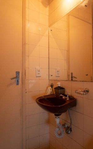 Casa à venda com 180m², 3 quartos e 2 vagas Casa à venda com 180m², 3 quartos e 2 vagasLavabo