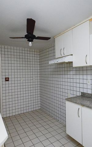 Apartamento à venda com 91m², 3 quartos e sem vaga Apartamento à venda com 91m², 3 quartos e sem vagaCozinha