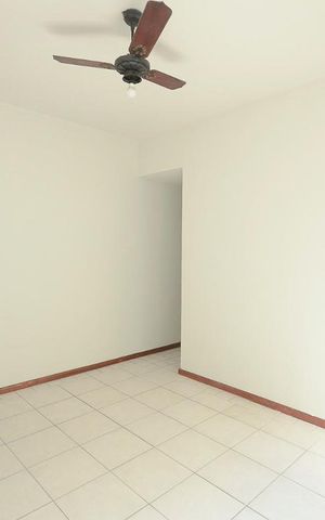 Apartamento à venda com 91m², 3 quartos e sem vaga Apartamento à venda com 91m², 3 quartos e sem vagaSala