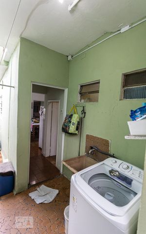 Casa à venda com 101m², 3 quartos e 1 vagaÁrea de Serviço