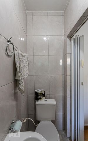 Casa à venda com 101m², 3 quartos e 1 vagaBanheiro Casa dos Fundos