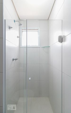 Apartamento para alugar com 66m², 2 quartos e 1 vaga Apartamento para alugar com 66m², 2 quartos e 1 vagaBanheiro da Suíte