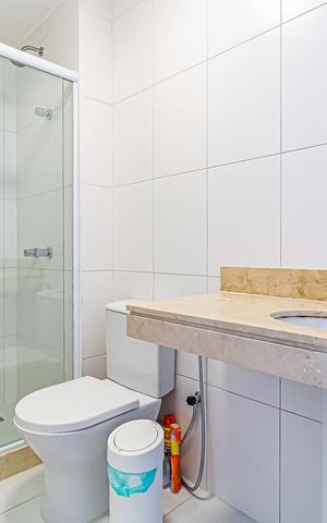 Apartamento para alugar com 85m², 2 quartos e 1 vaga Apartamento para alugar com 85m², 2 quartos e 1 vagaBanheiro da Suíte