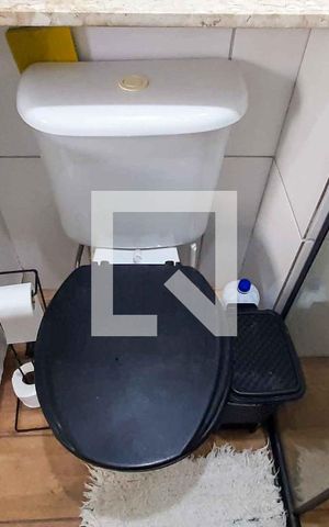 Apartamento à venda com 45m², 2 quartos e 1 vaga Apartamento à venda com 45m², 2 quartos e 1 vagaBanheiro